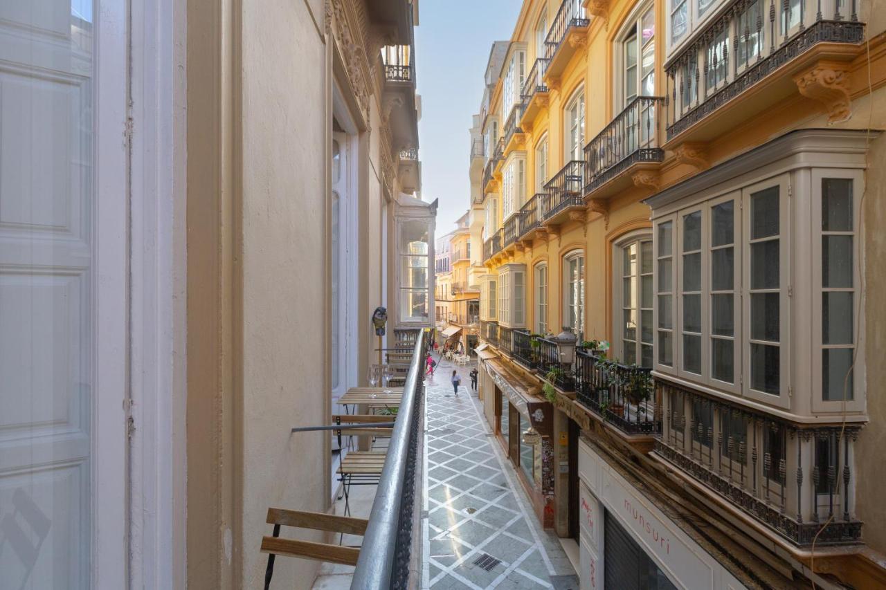 Puerta De Larios: Central Three-Bedroom Apartment With Balconies And Patio Малага Екстер'єр фото