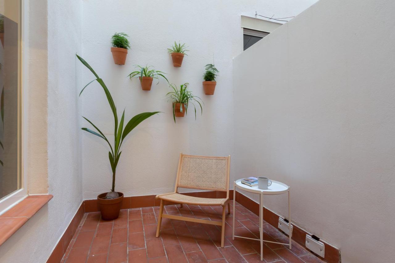 Puerta De Larios: Central Three-Bedroom Apartment With Balconies And Patio Малага Екстер'єр фото