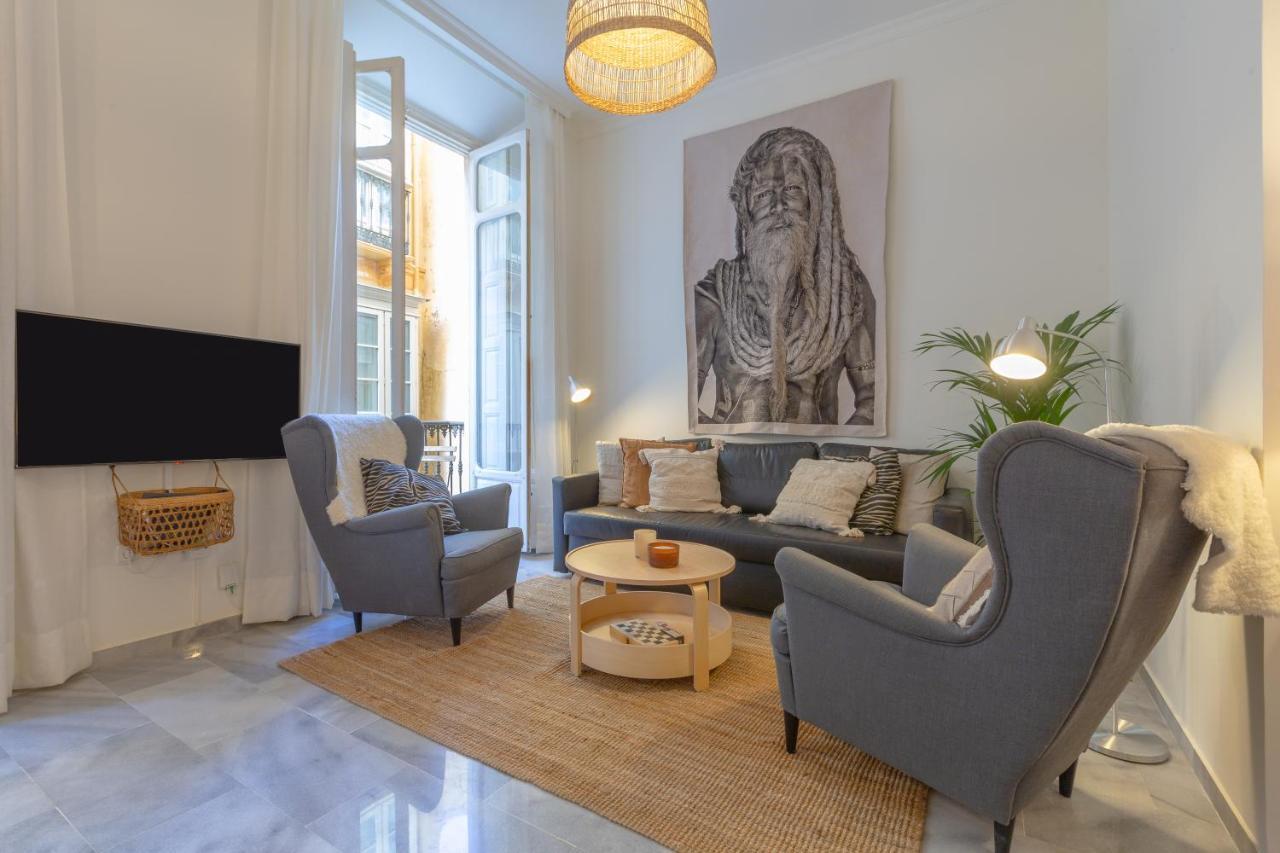 Puerta De Larios: Central Three-Bedroom Apartment With Balconies And Patio Малага Екстер'єр фото